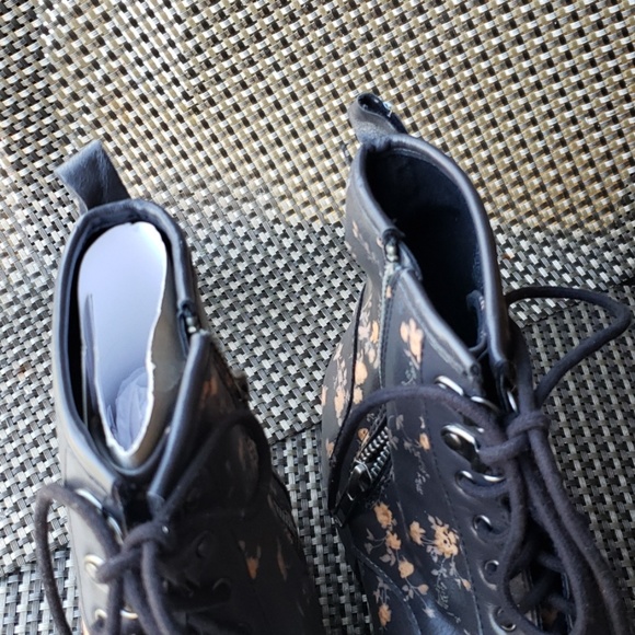 Booties - Picture 5 of 5